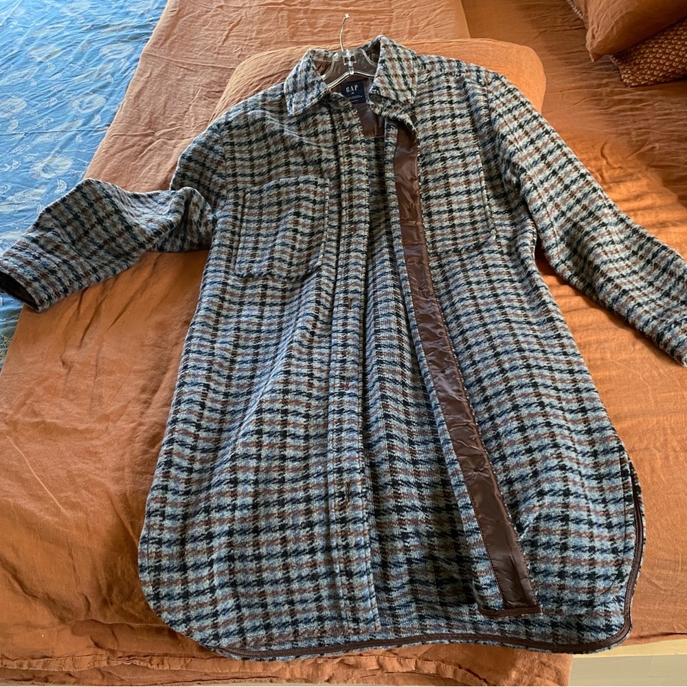 GAP Women's Blue and Brown Plaid long shacket